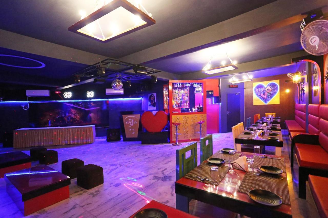 Oyo 3202 Hotel Gayatri Residency Agra  Exterior photo
